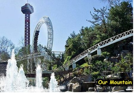 Six Flags Magic Mountain photo, from ThemeParkInsider.com